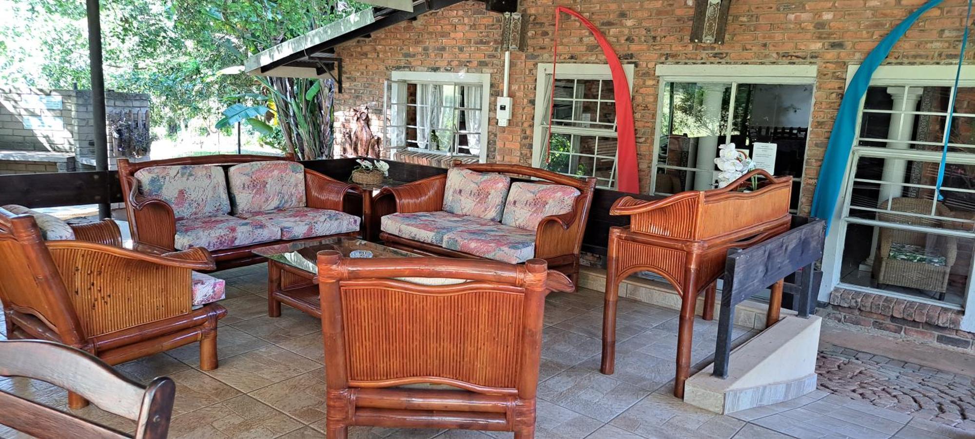 Tarentilos Tzaneen Eksteriør bilde